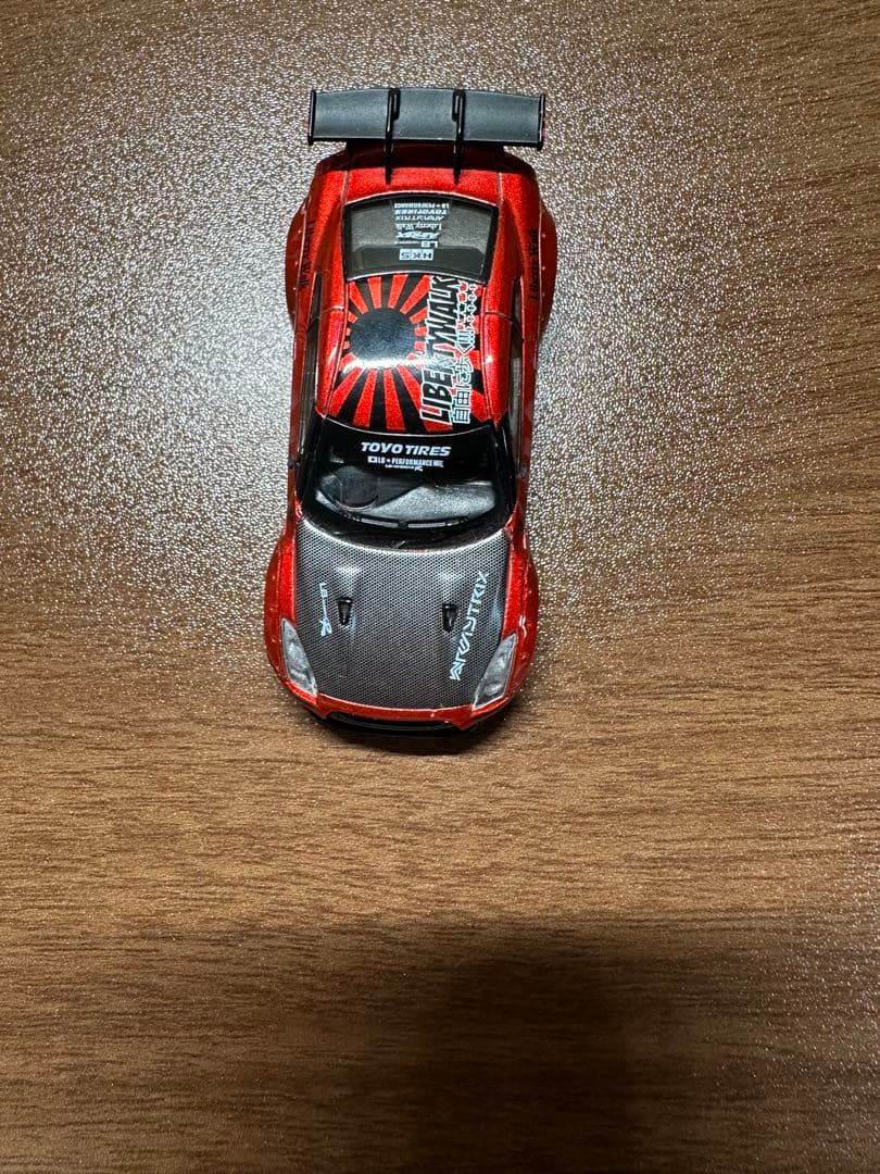 LBWORKSトイザらス限定 MINI GT R35 キャンディレッド1:64