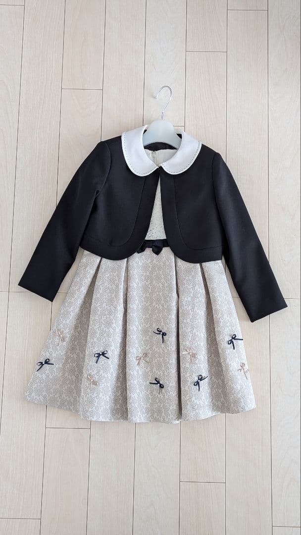 セレモニースーツ