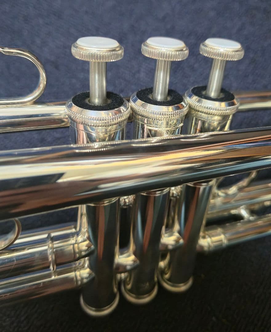 YAMAHA B♭トランペット YTR-2330S 中古美品