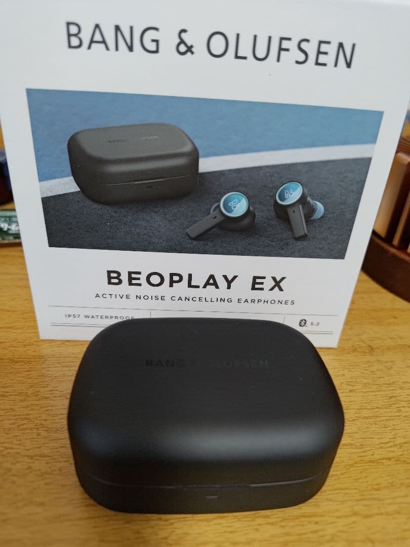 Bang & Olufsen Beoplay EX ワイヤレスイヤフォン