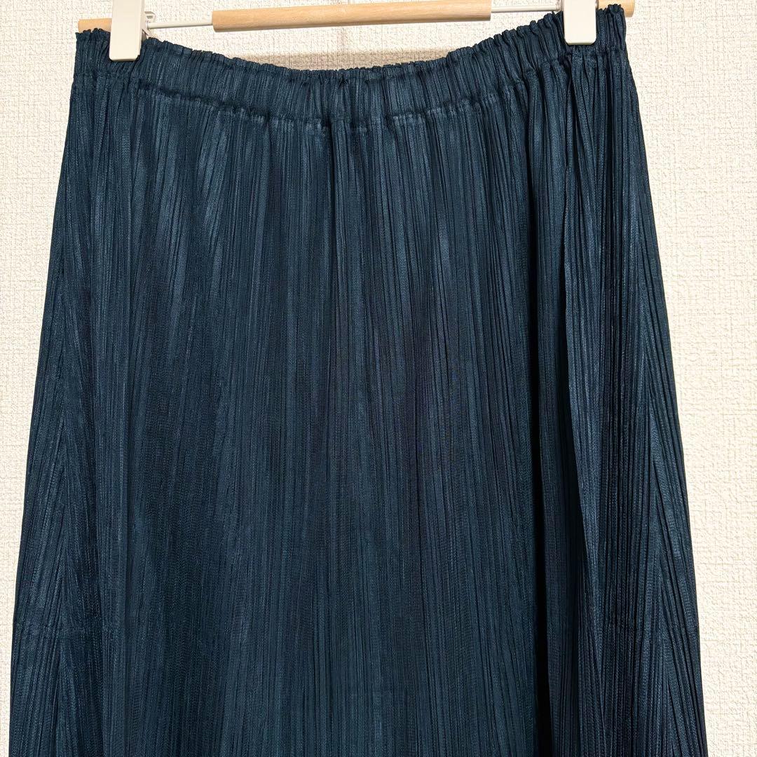 美品　プリーツプリーズ　サルエルパンツ　変形　ポケット　ダークグリーン　サイズ3