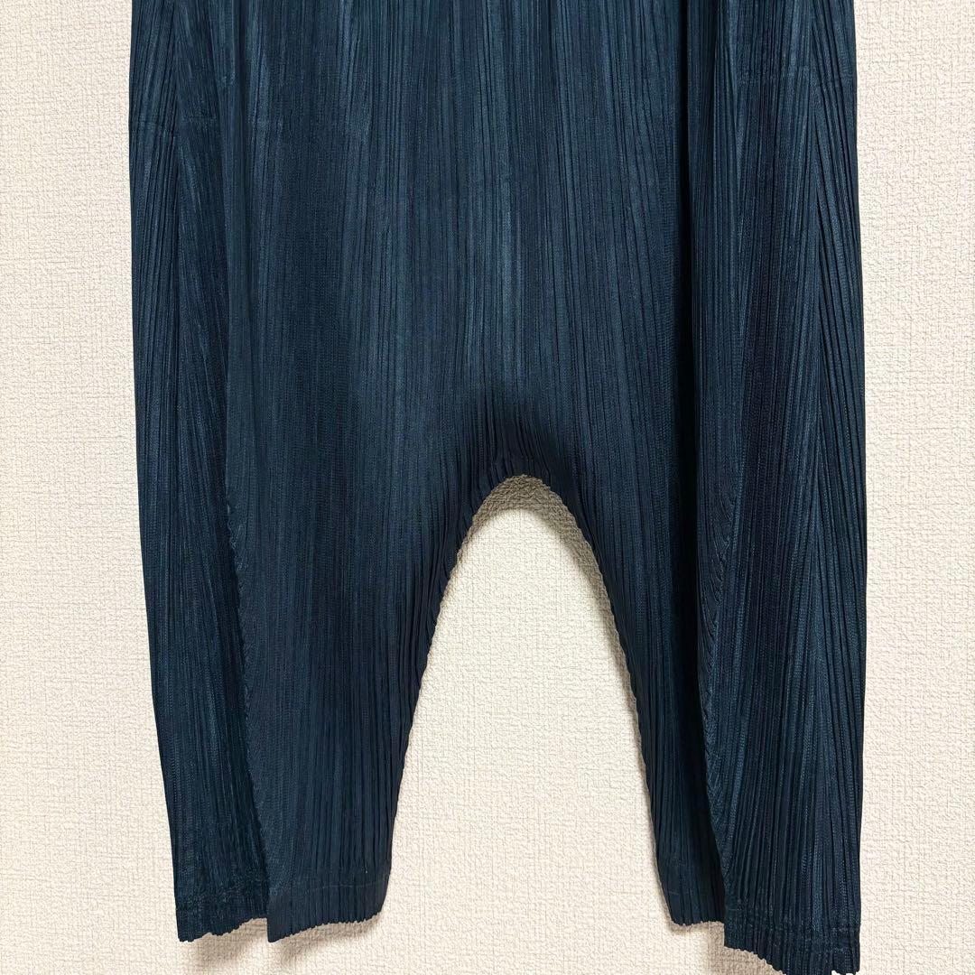 美品　プリーツプリーズ　サルエルパンツ　変形　ポケット　ダークグリーン　サイズ3