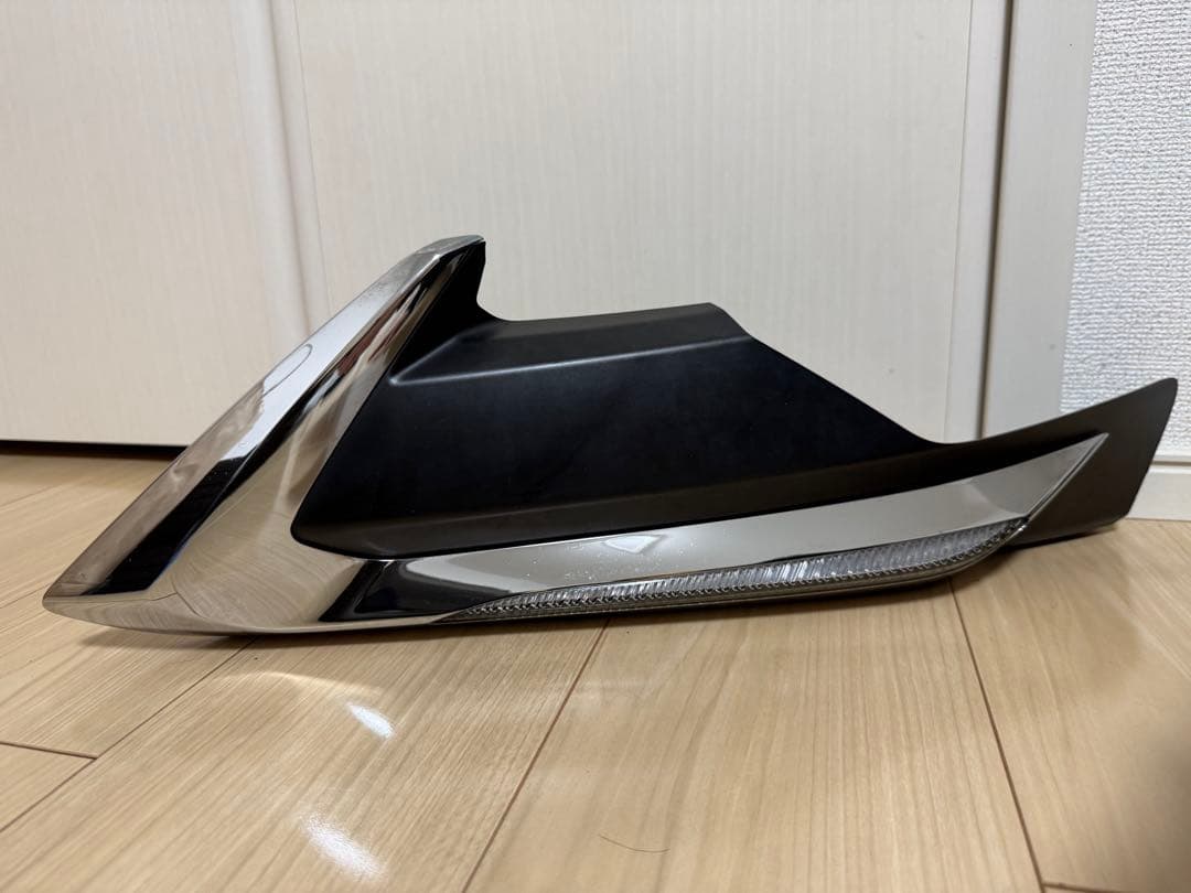 50プリウス　前期　モデリスタ　純正デイライト　助手席側