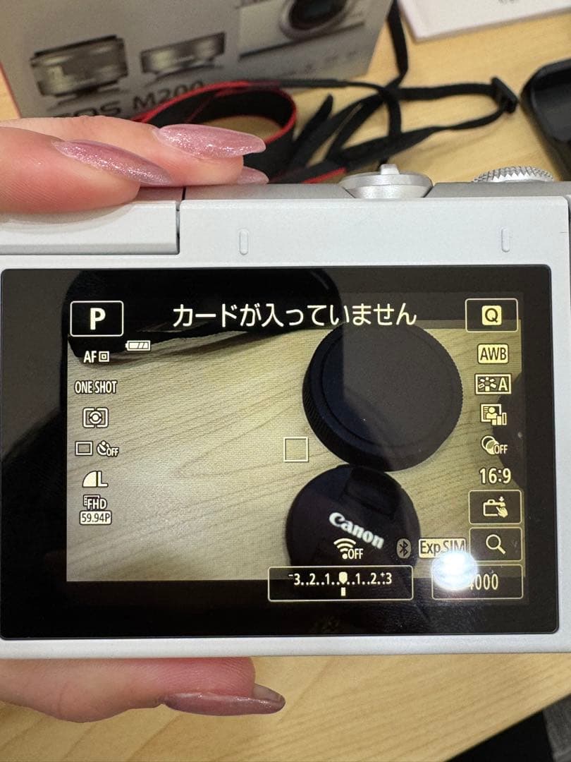 Canon EOS M200 ミラーレスカメラ 15-45mm レンズセット