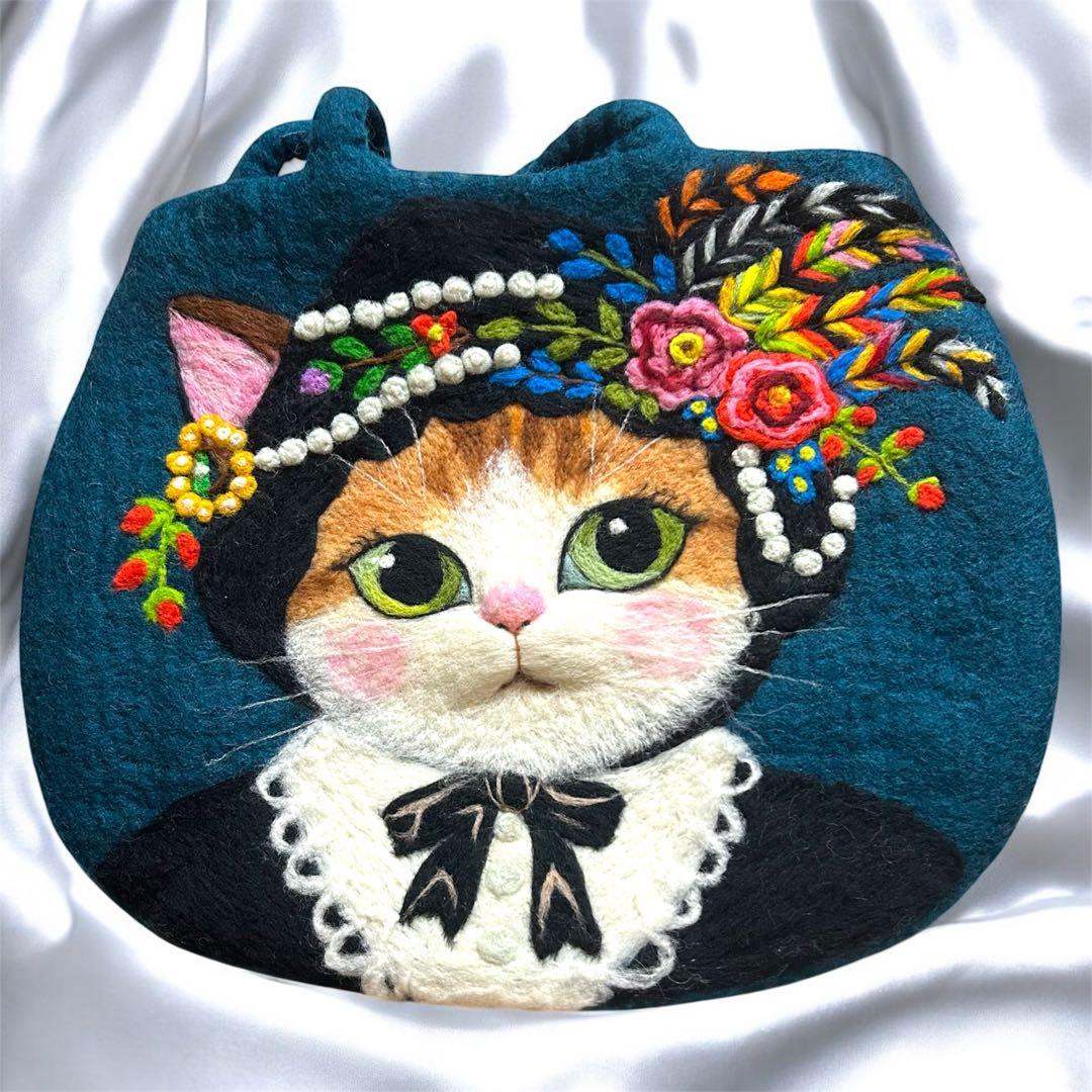 【希少❤️】ショルダータイプ　羊毛立体フェルトバッグ　ハンドメイド　猫バッグ　A4