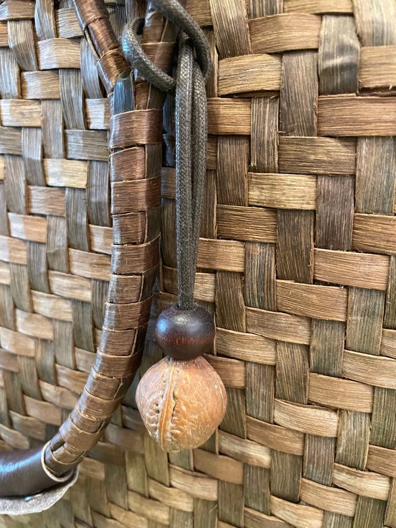 かごやくるみかごバッグ