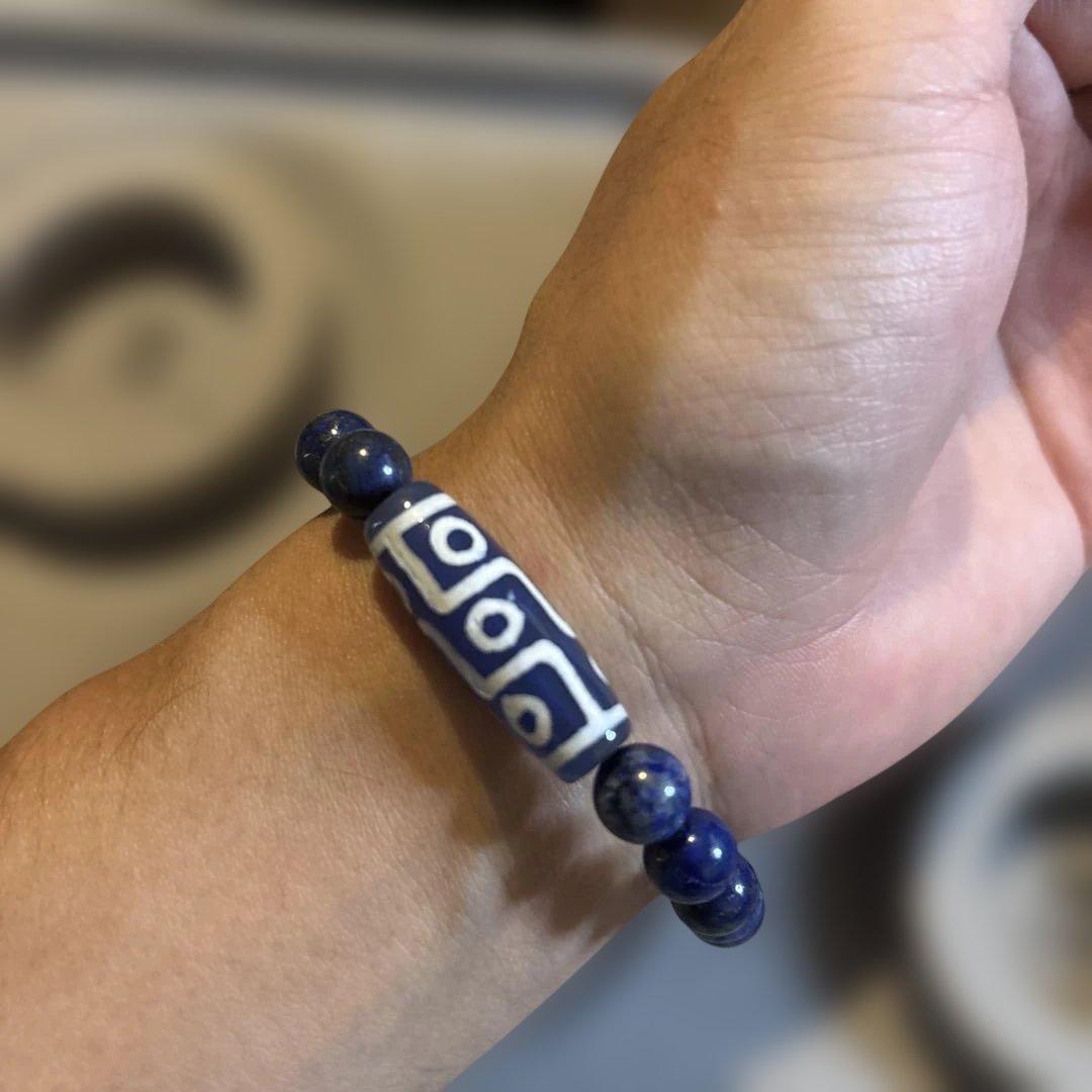 すごいパワーが入ってくる！九眼天珠と青玉髄天珠のブレスレット！