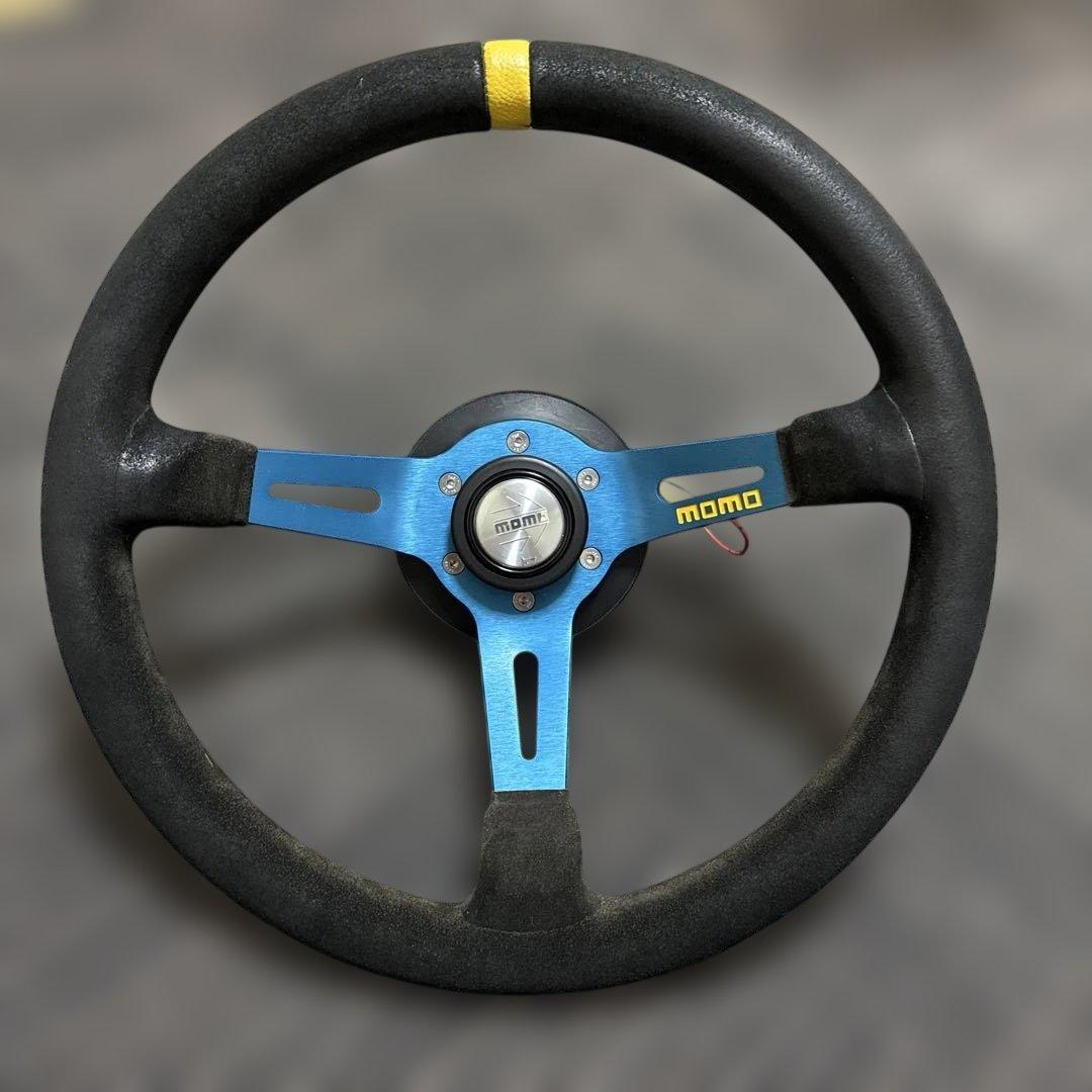『最終値下げ』momo ステアリングハンドル