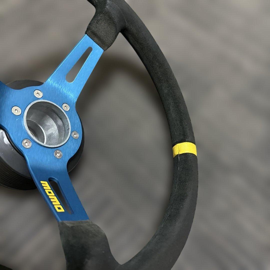 『最終値下げ』momo ステアリングハンドル