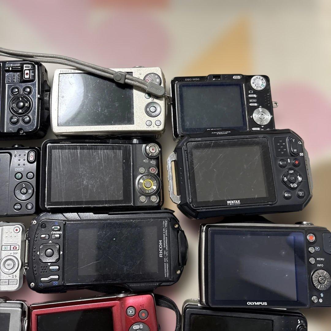 S*H様 コンパクトデジタルカメラまとめて売ります。