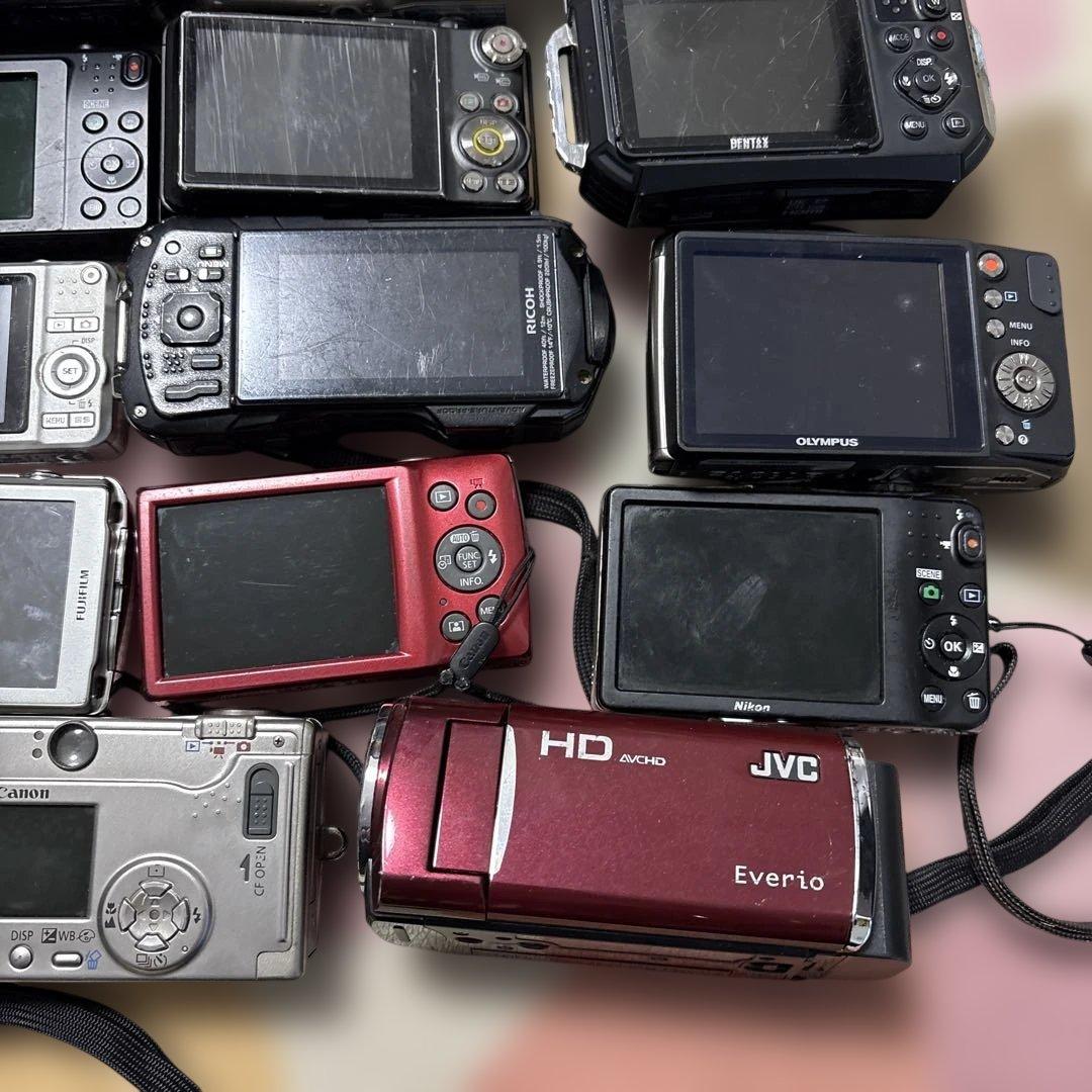 S*H様 コンパクトデジタルカメラまとめて売ります。