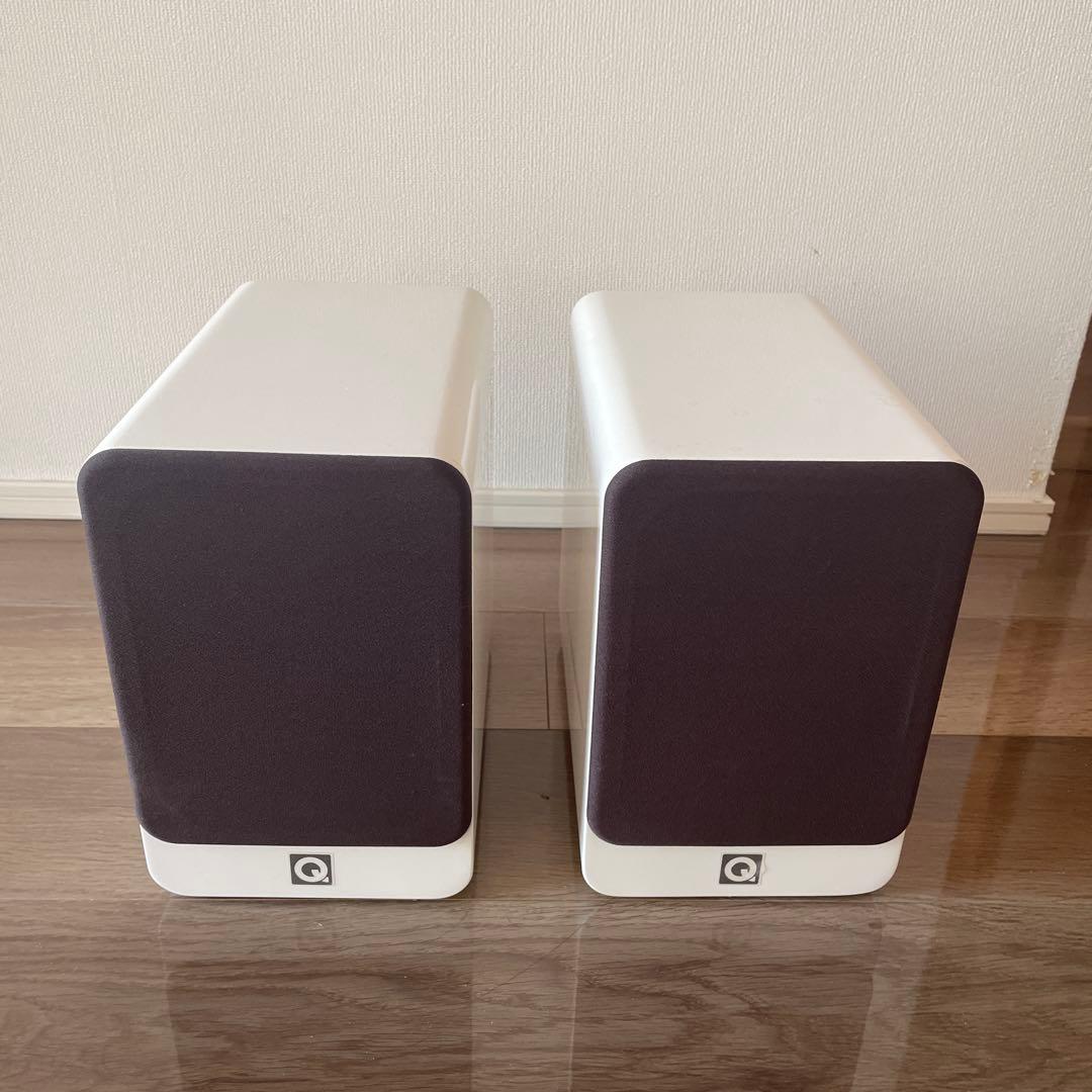 レア　Q Acoustics 2020i ブックシェルフスピーカー ホワイト
