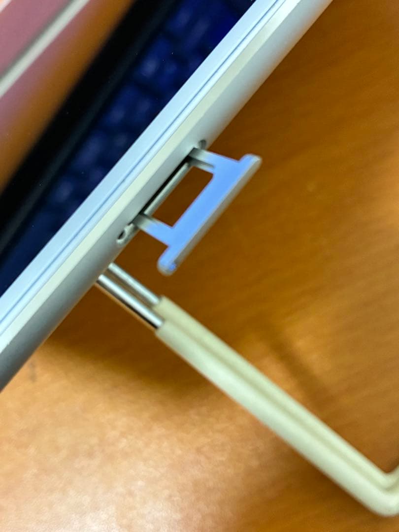 【美品】iPadmini4 16GB セルラー　ロック解除済　工場出荷時状態