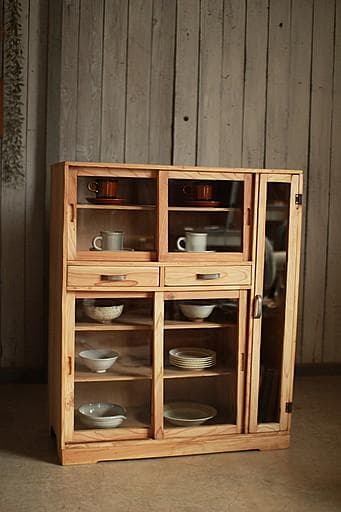 古い木枠のガラス戸棚　小引き出し2杯　食器棚　水屋　キャビネット　古家具　古民家