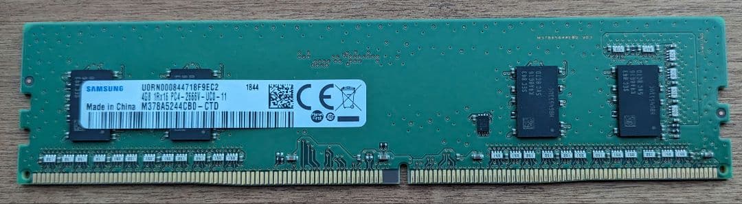 Samsung中古デスクトップメモリddr4-2666v　4GB✕8　32GB