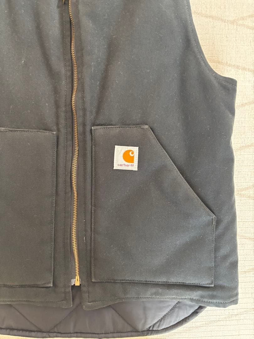 Carhartt 黒 ダウンベスト Sサイズ