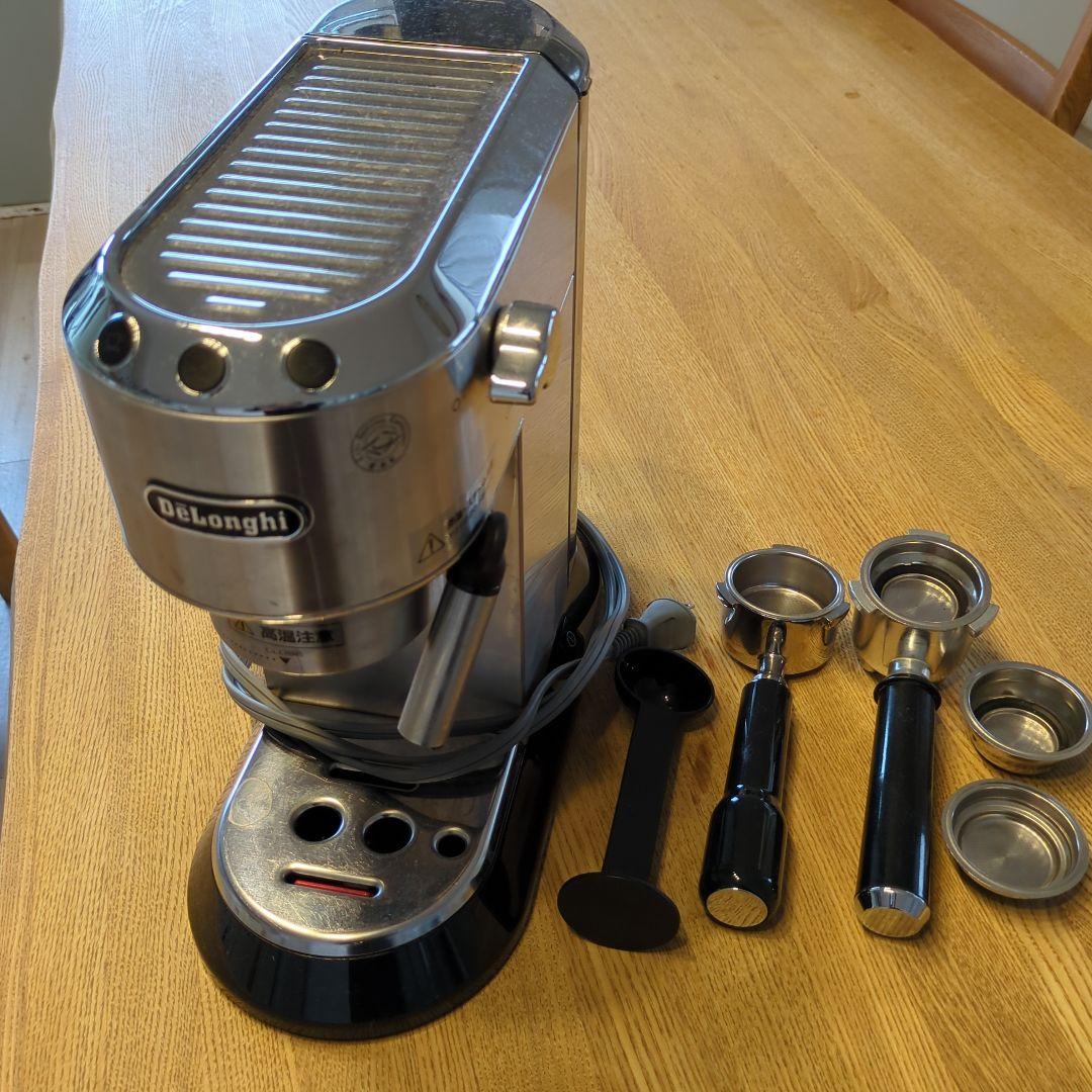デロンギ　デディカ　 エスプレッソマシン 　 ミルクスチーマー部分ジャンク