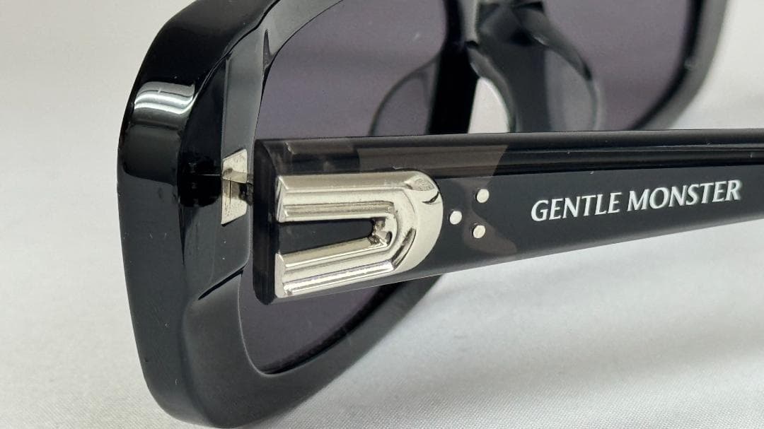 ジェントルモンスター サングラス MELROSE-01 / BLK ブラック系