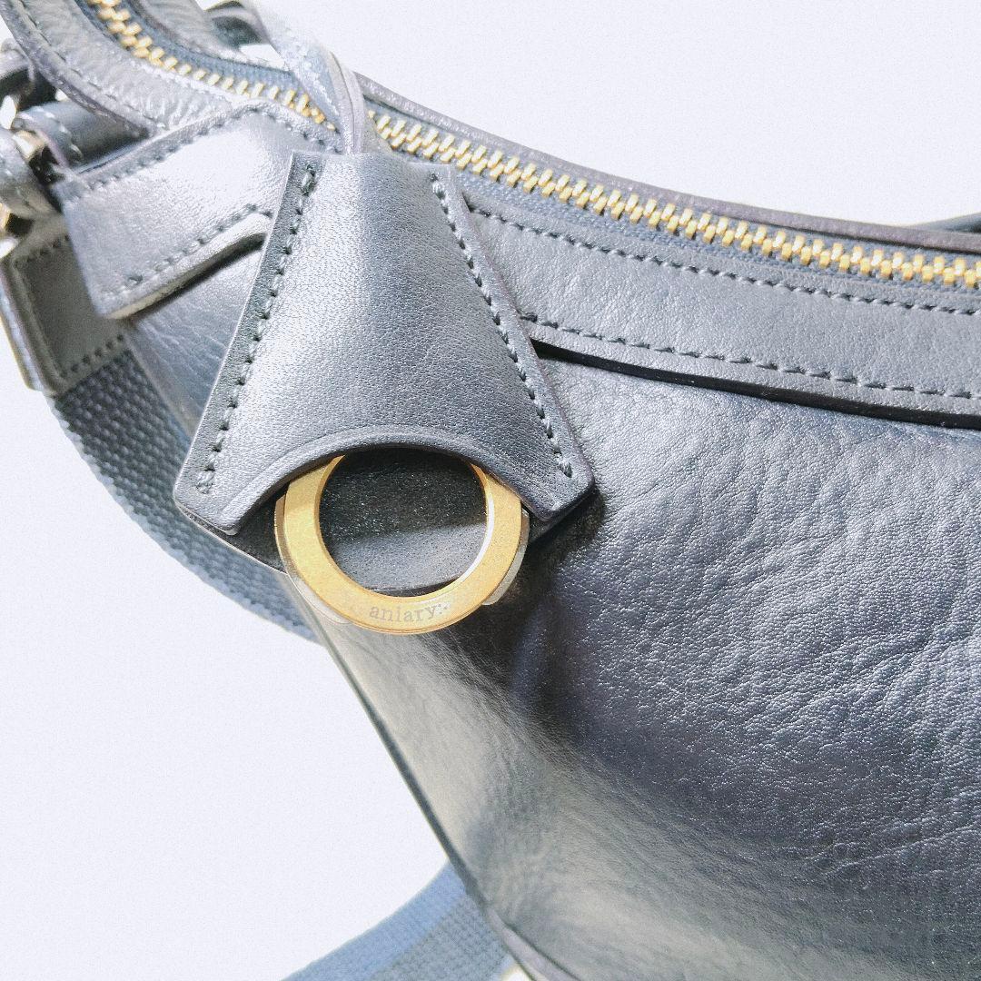 aniary アニアリ ショルダーバッグ 三日月型 レザー ハーフムーン