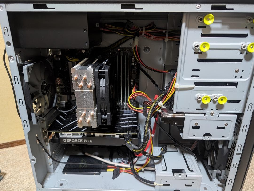 i7-9700K GTX1660Super メモリー24GB Windows11