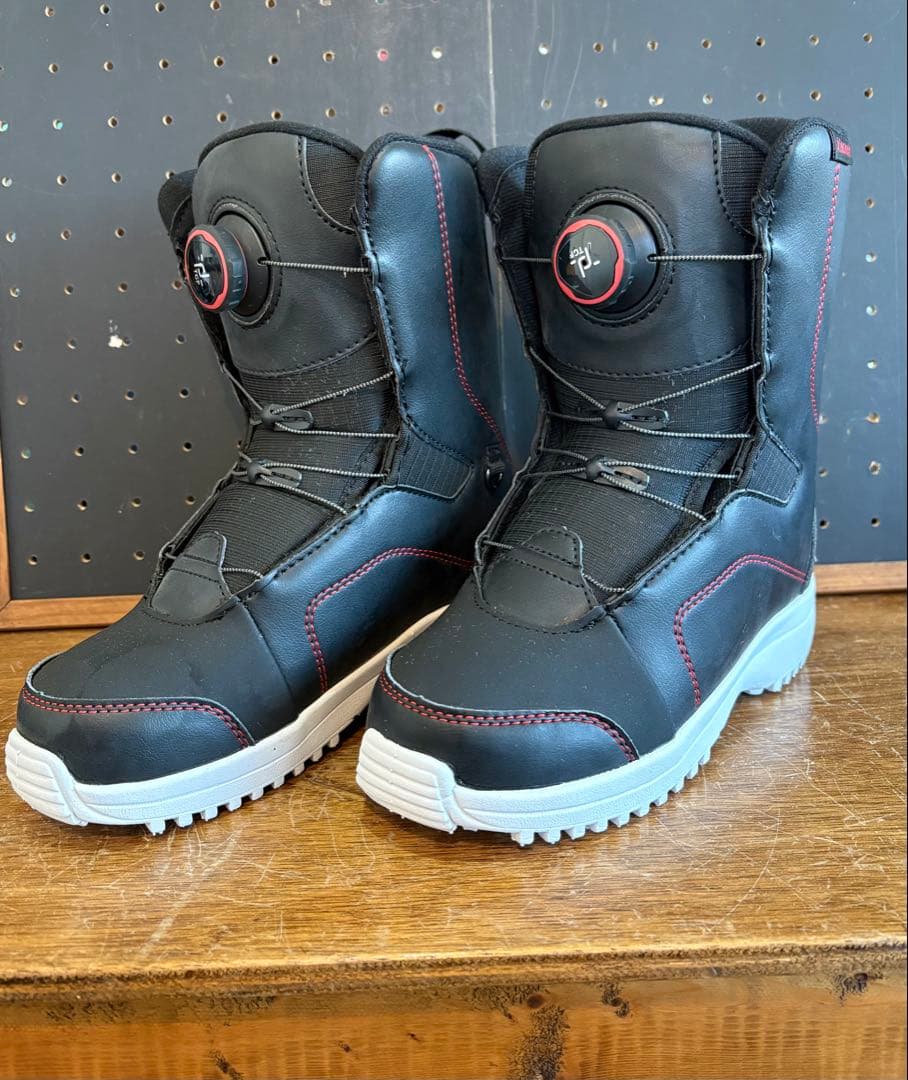 美品✨　スノーボードブーツ　24cm