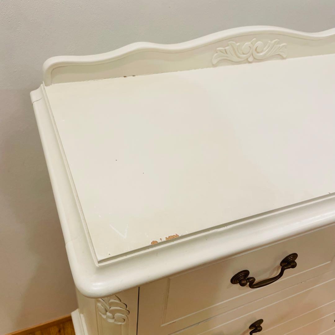 ロココ調 クラシカルなホワイトサイドチェスト 猫脚 白家具 姫系 ふんわり