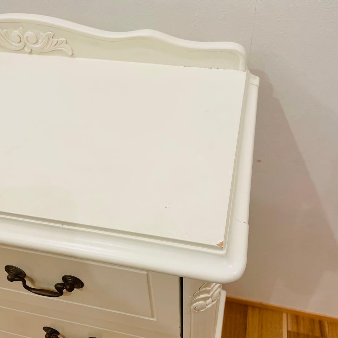 ロココ調 クラシカルなホワイトサイドチェスト 猫脚 白家具 姫系 ふんわり