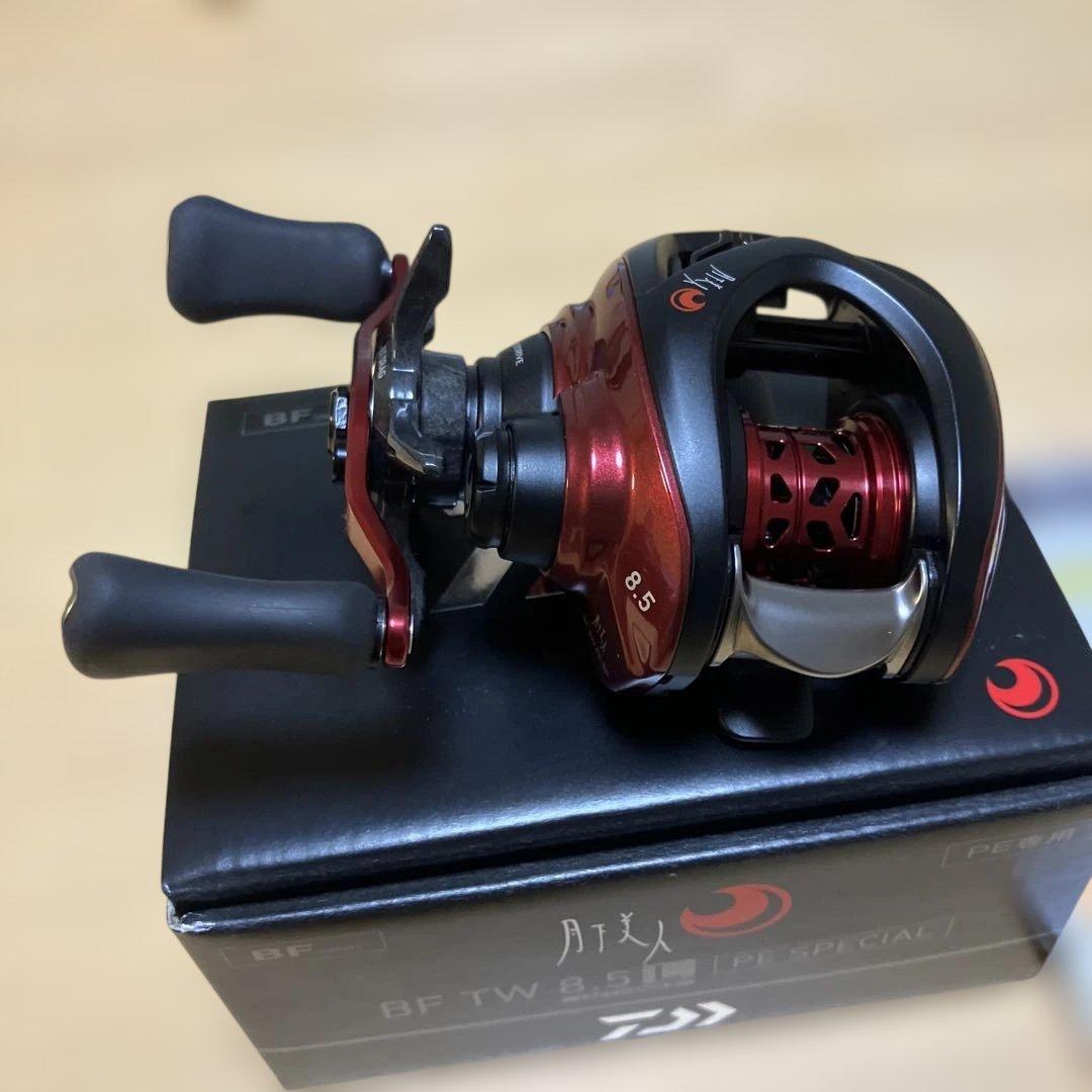 AOM、２６月下美人ＢＦＴＷ８.５ＬPE SPECIAL