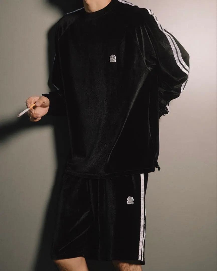 Blackeyepatch ベロア トップス