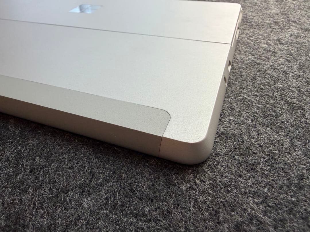 K*ウ様 【希少】Surface Go3 Core i3 8GB SSD128G