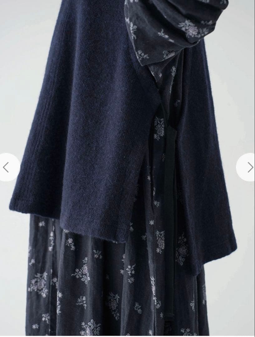 ゆうたん。今季 ネストローブ クォーターフェイスエプロンベスト