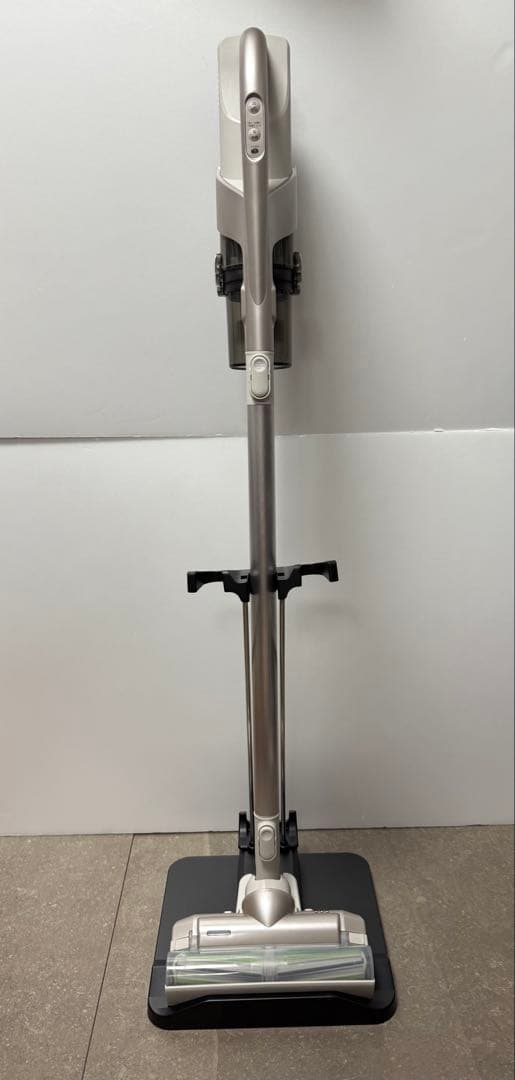 東芝◇トルネオ コードレス VC-CLX73-C メタリックベージュ