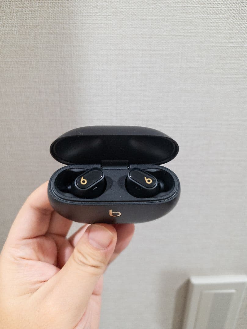 美品　beats studio buds + 動作確認済