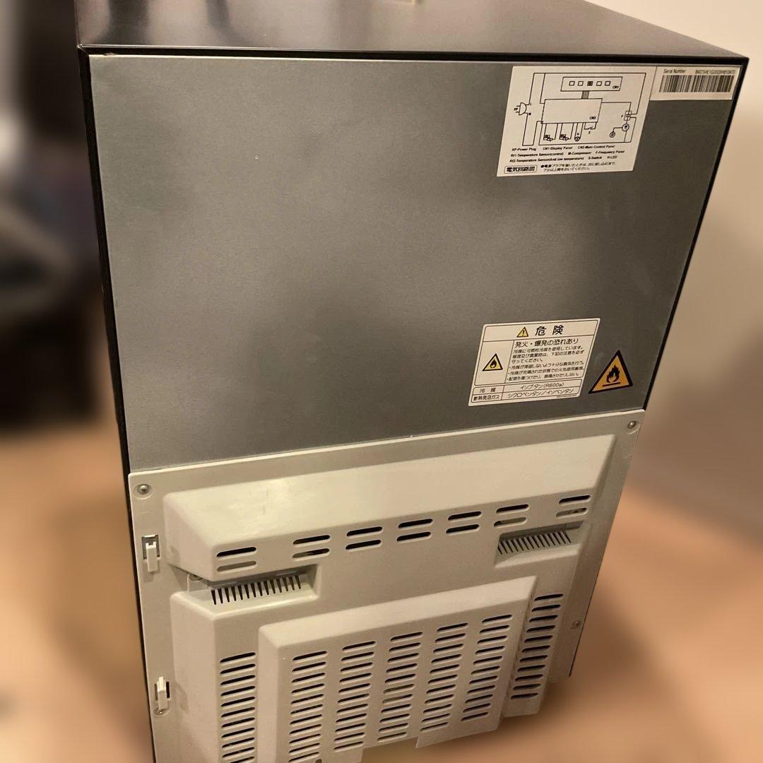 フォルスタージャパン ワインセラー 美品 26本 FJC-95G(BK)2017