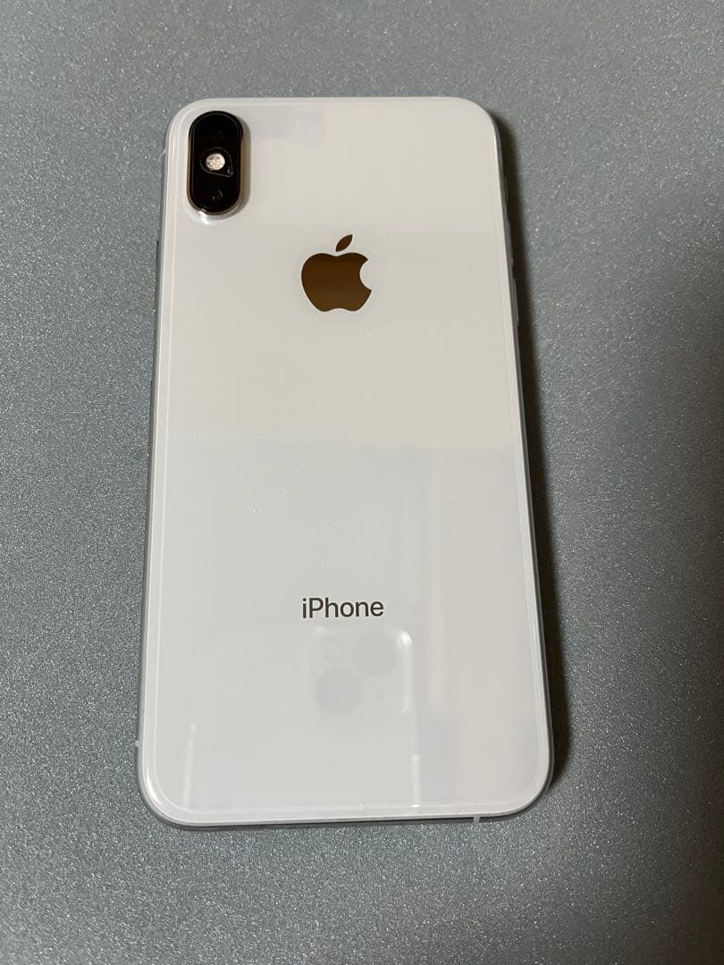 Apple iPhone Xs 256gb シルバー 本体