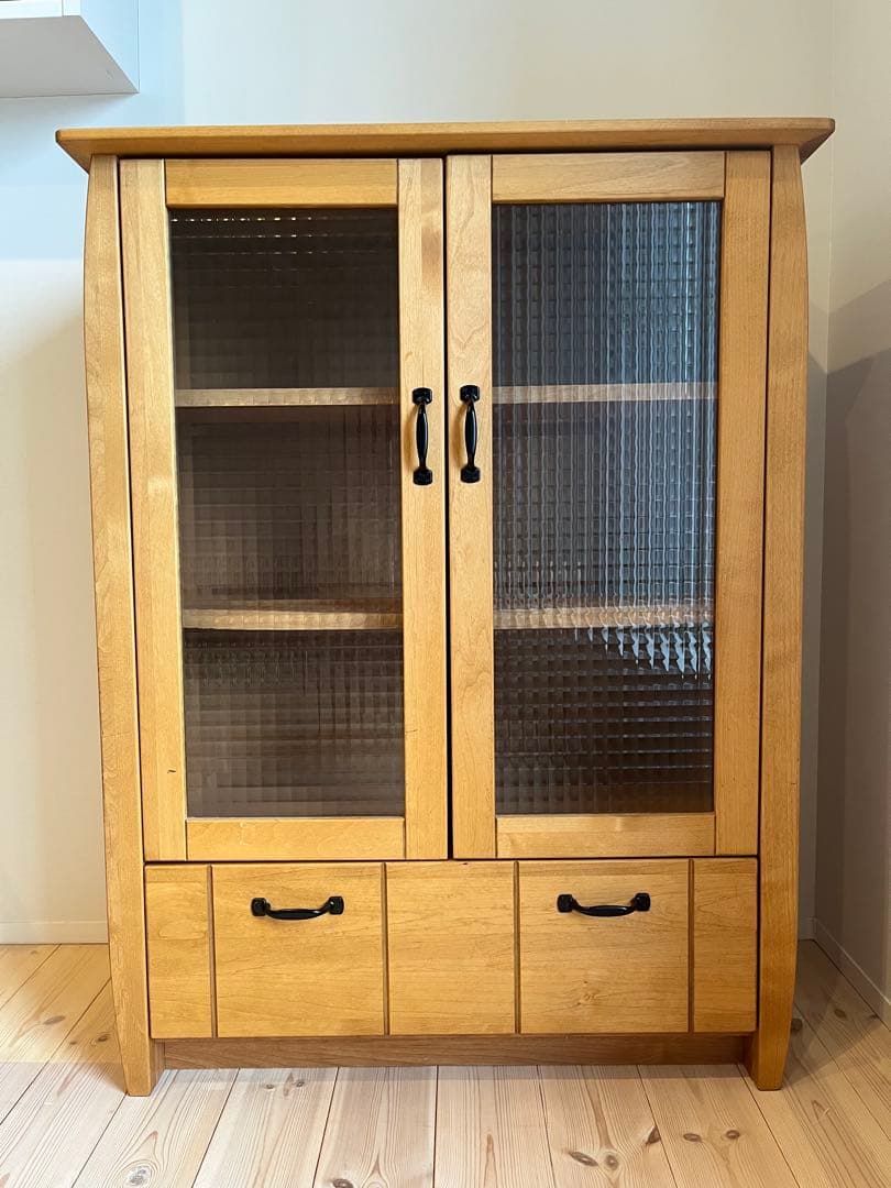 ナチュラルウッド ガラス扉付きキャビネット