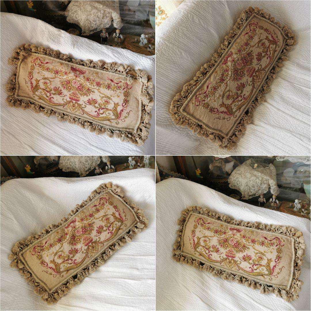 アンティーク プチポワン 薔薇のガーランドのニードルポイント クッションカバー