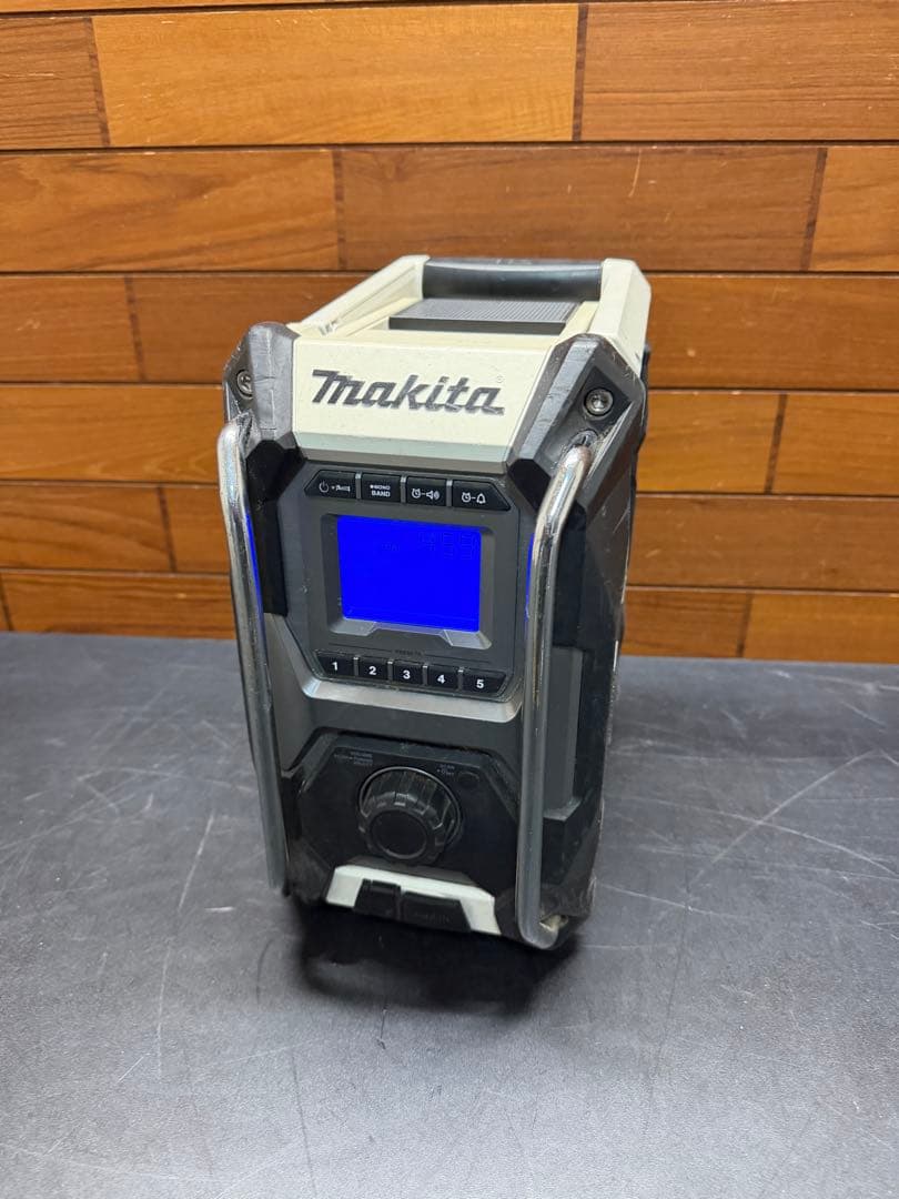 Makita ラジオMR001GZW