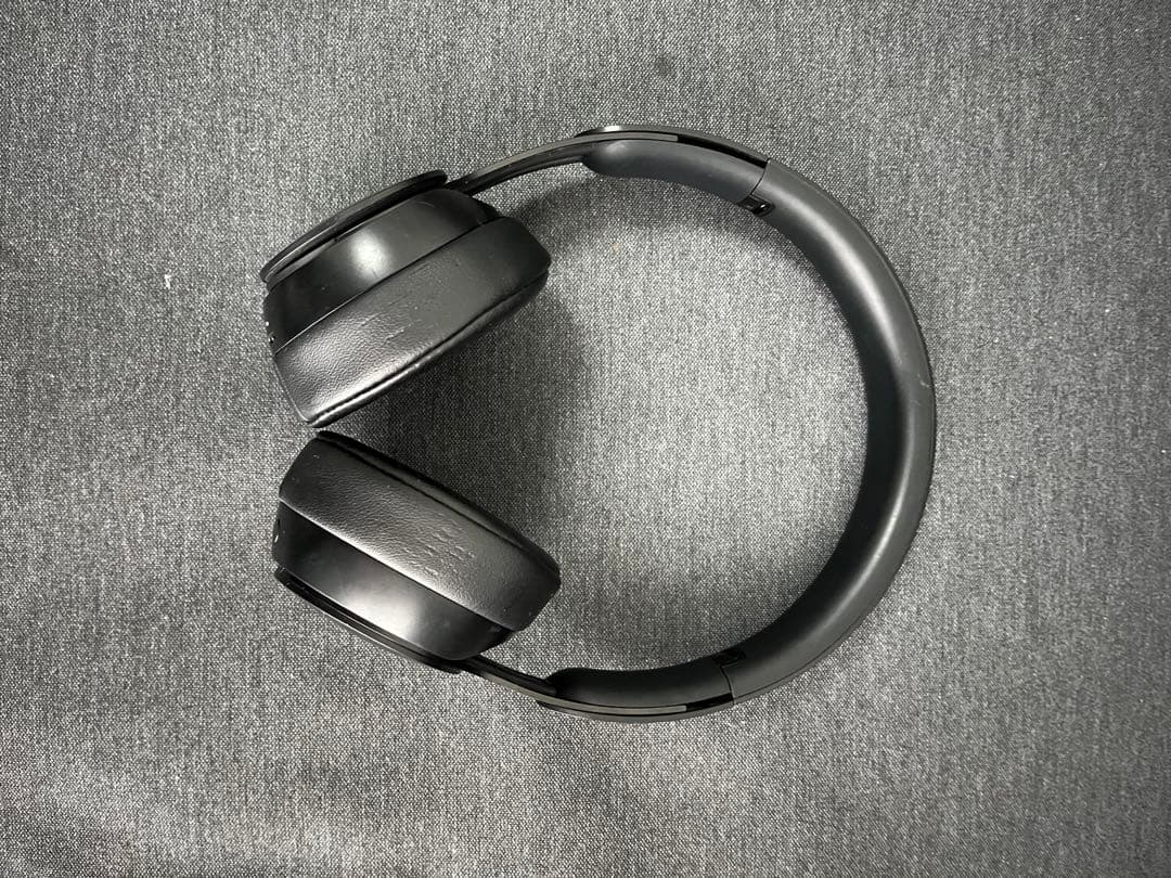 ヘッドホン Beats by Dr Dre SOLO PRO BLACK