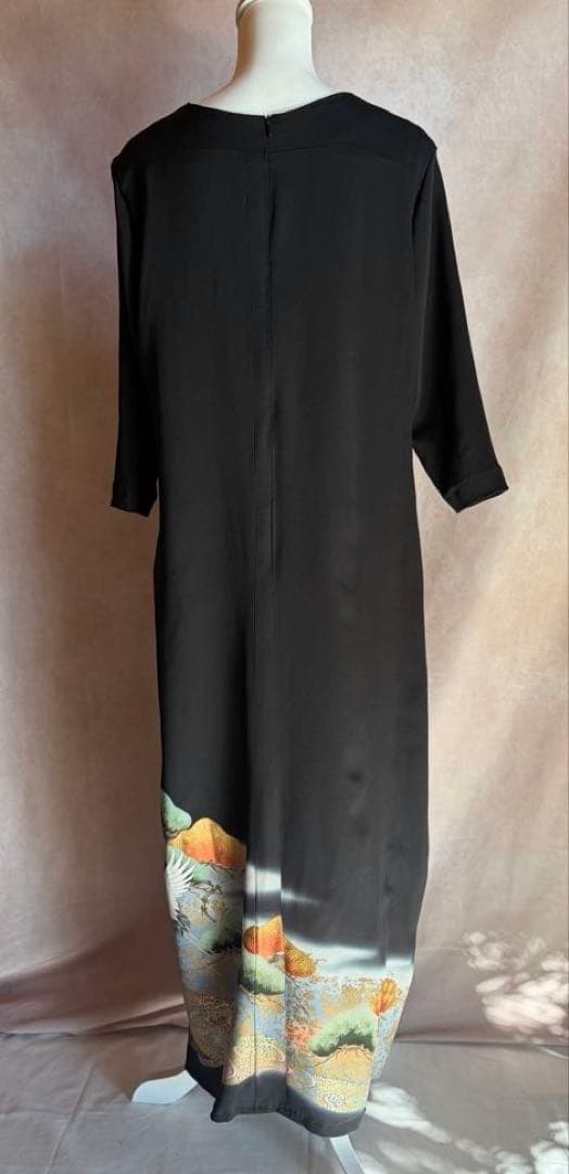 着物リメイク　黒留袖　ロングワンピース　作家物　鶴