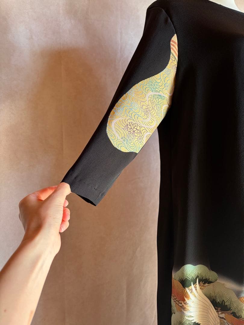 着物リメイク　黒留袖　ロングワンピース　作家物　鶴