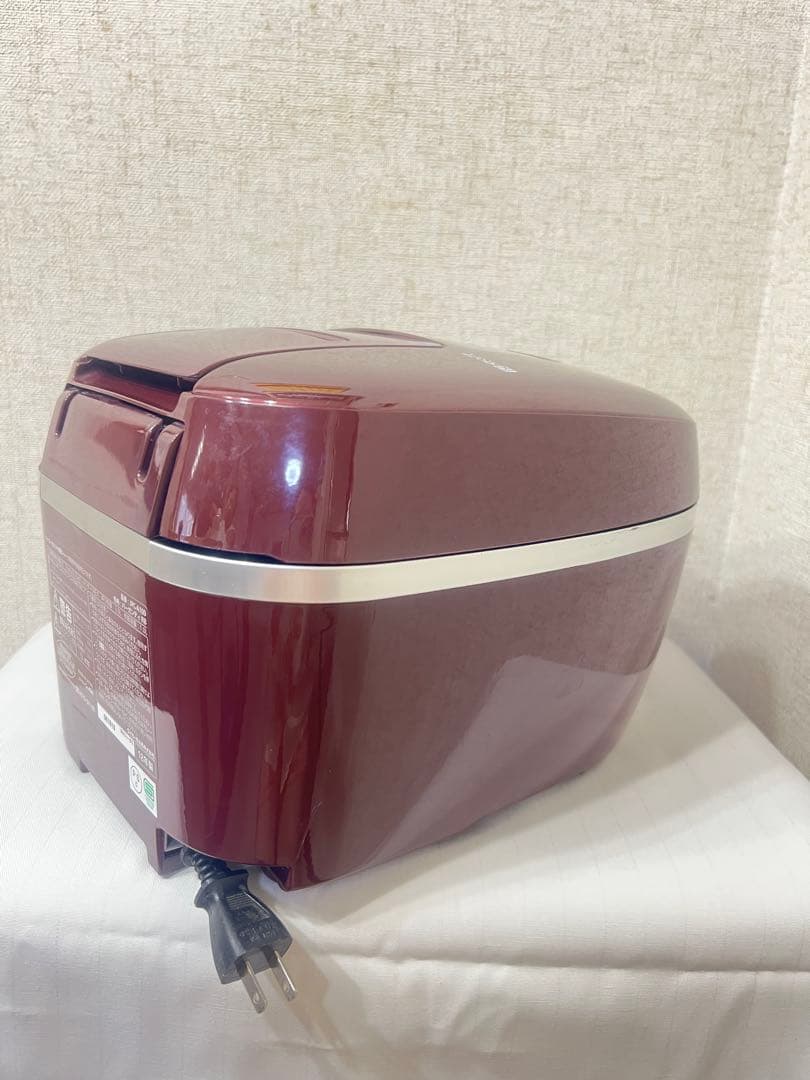 TIGER 圧力炊飯器 ワインレッド JPC-A , 2018年製