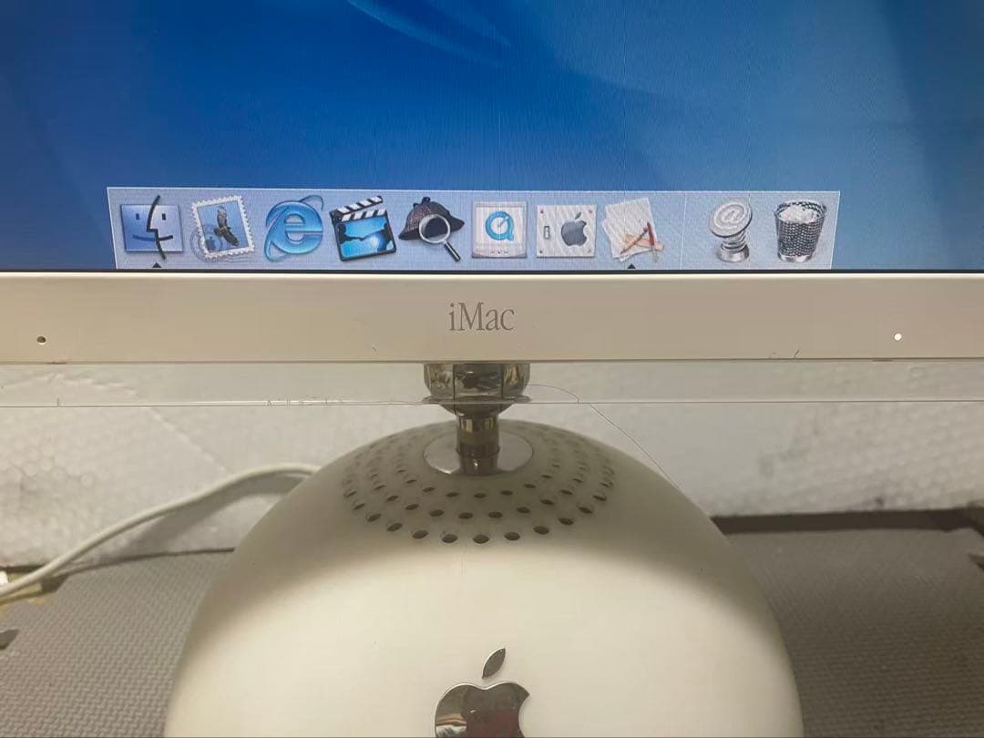 iMac G4（14インチ）本体のみ