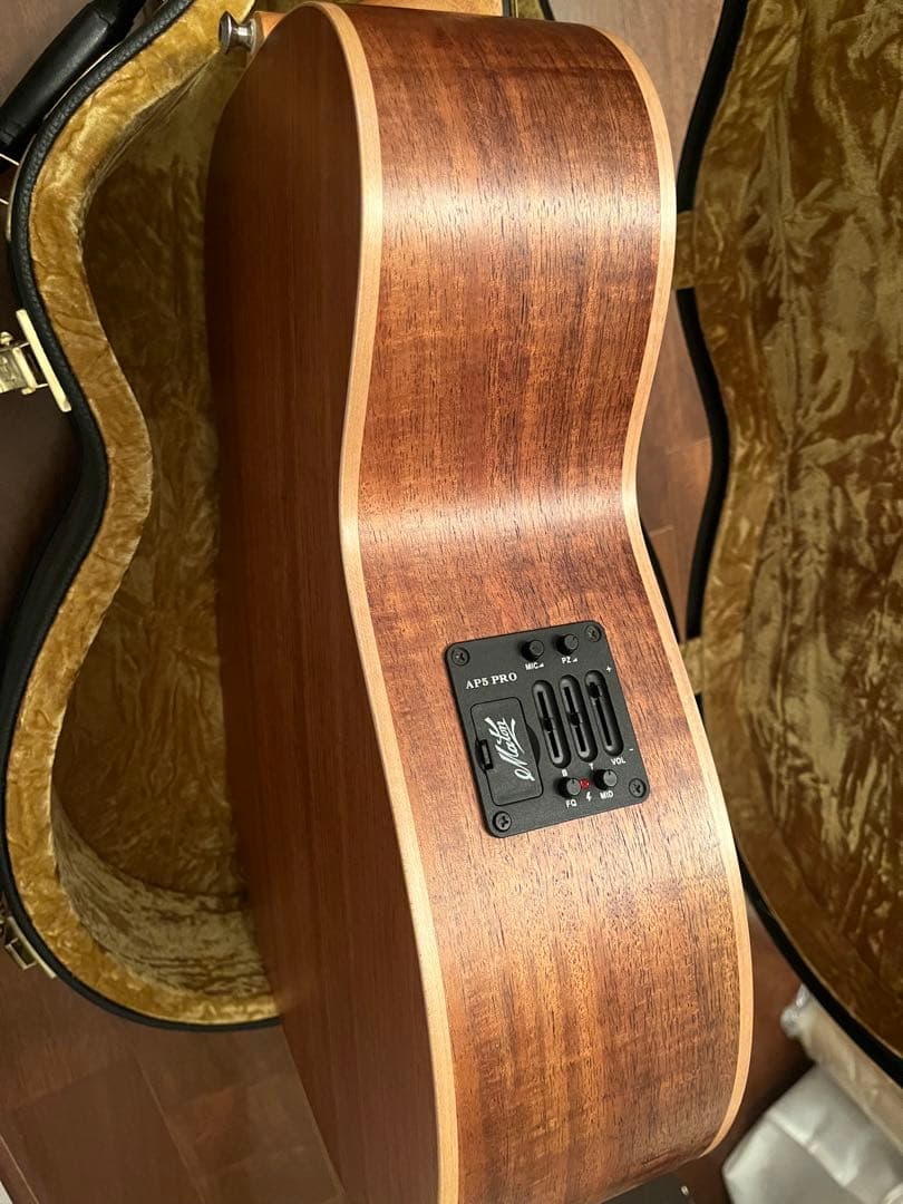 ギター MATON EBG808 Artist