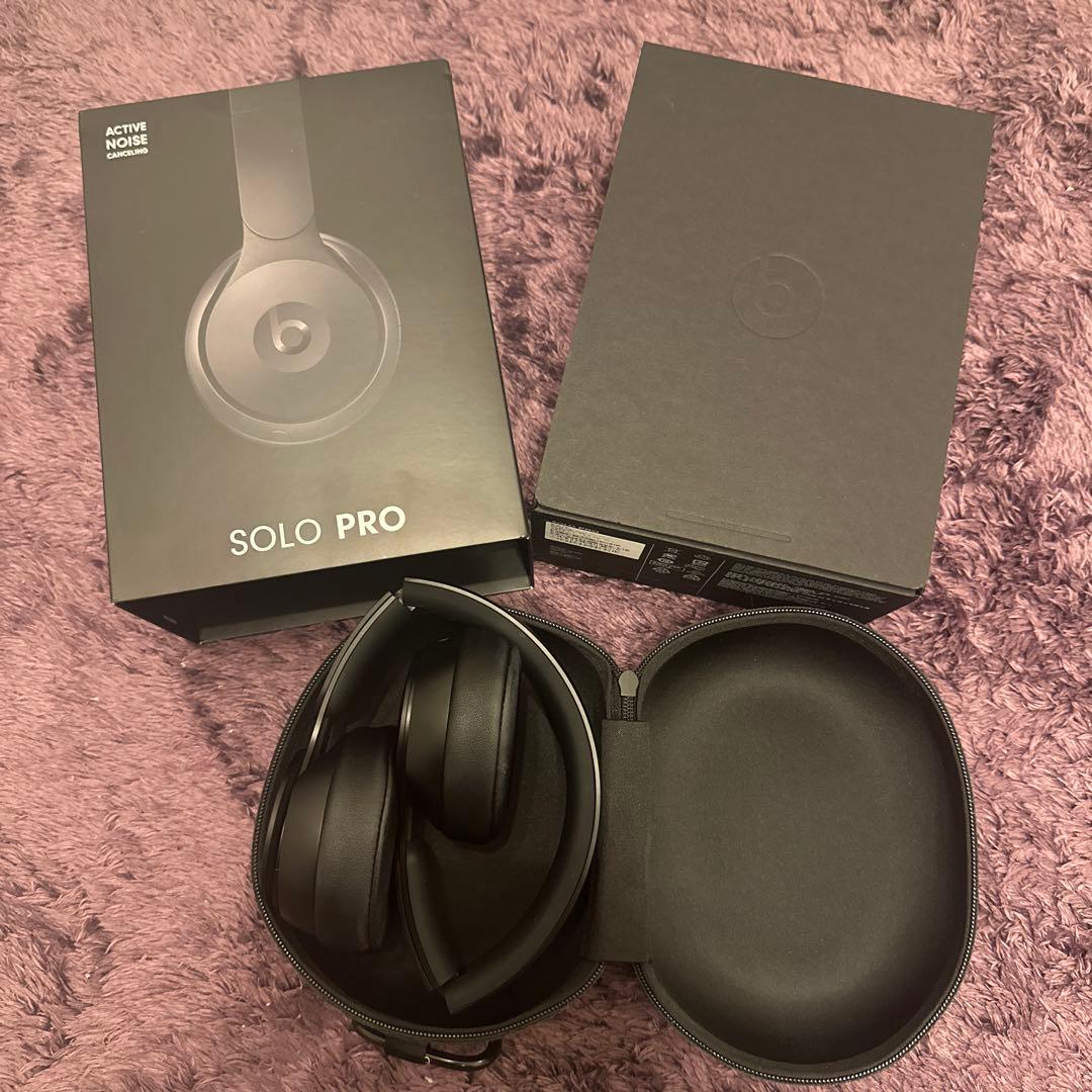beats Solo Pro ビーツ　ヘッドホン