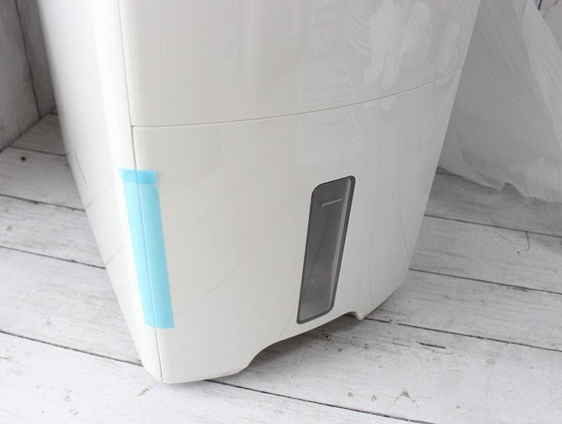 未使用 23年製 パナソニック 衣類乾燥除湿器 F-YHVX120