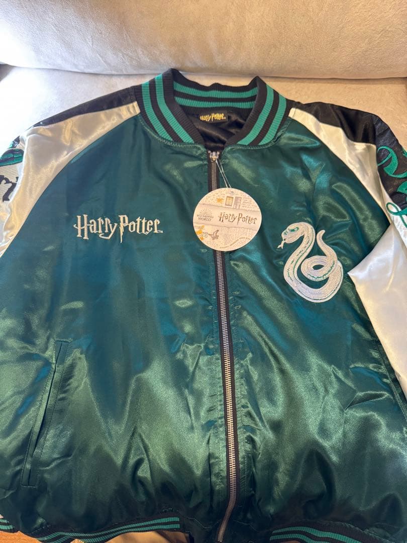 ハリー・ポッター「スリザリンエンブレム」スカジャン