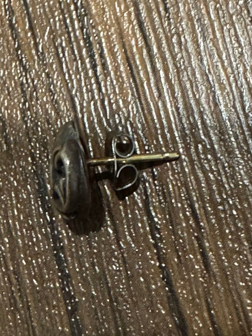 本日限定値下げ　クロムハーツ　ハートスタッドピアス　両耳2個