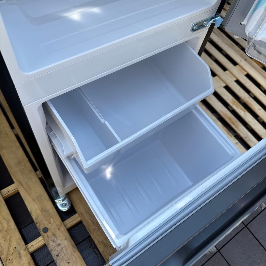 AQUA 2023年製 2ドア冷蔵庫 スタイリッシュシルバー 135L 495m