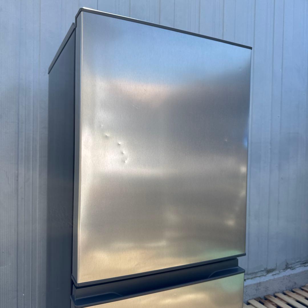 AQUA 2023年製 2ドア冷蔵庫 スタイリッシュシルバー 135L 495m